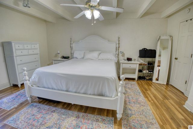 17 Vaughns Chapel Road, Calvert City, KY 42029