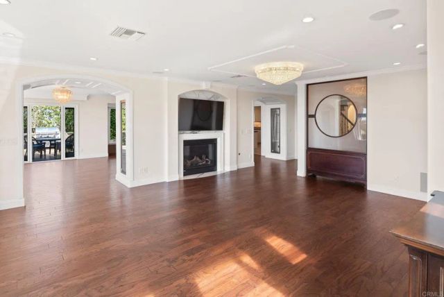 6404 Avenida Wilfredo, La Jolla, CA 92037