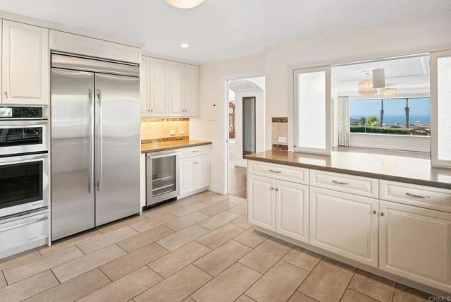 6404 Avenida Wilfredo, La Jolla, CA 92037