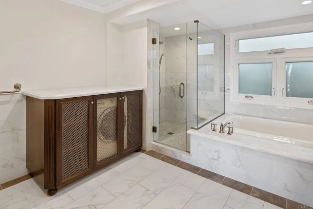 6404 Avenida Wilfredo, La Jolla, CA 92037