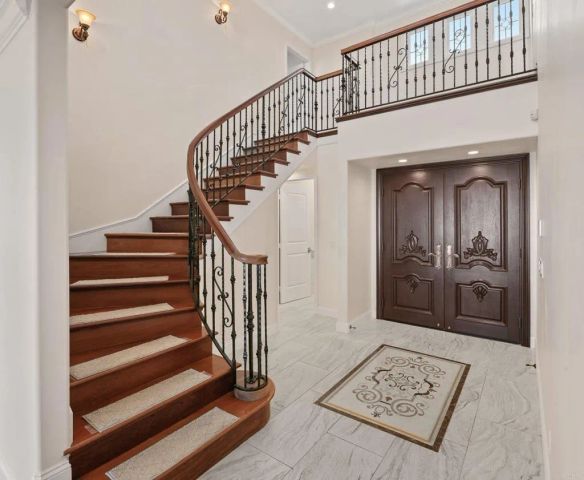 6404 Avenida Wilfredo, La Jolla, CA 92037