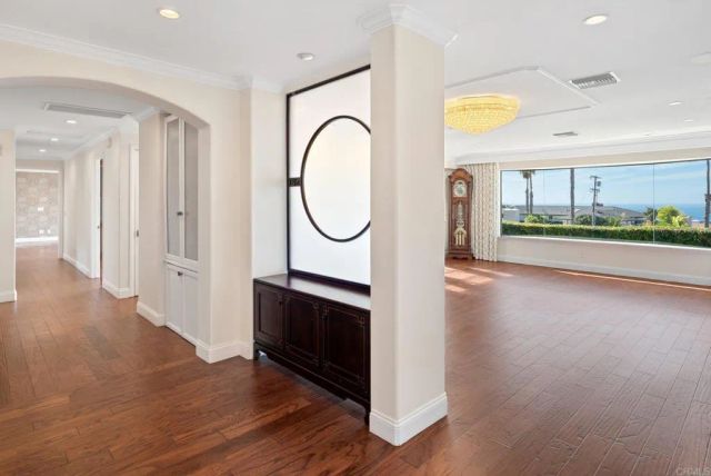 6404 Avenida Wilfredo, La Jolla, CA 92037