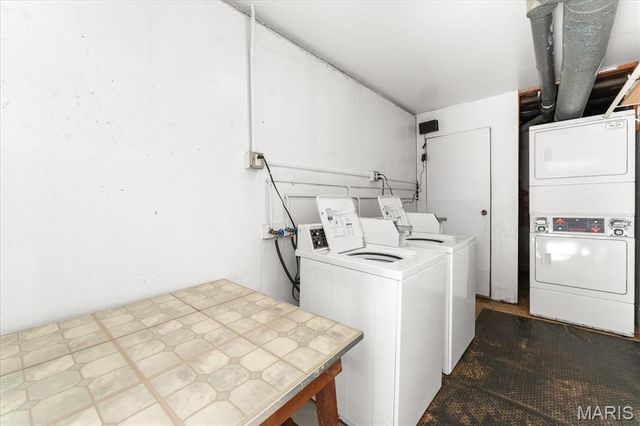 1051 Lafayette Court A, Collinsville, IL 62234