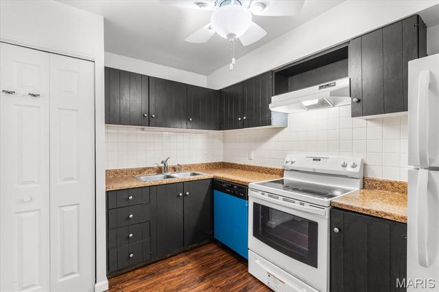 1051 Lafayette Court A, Collinsville, IL 62234