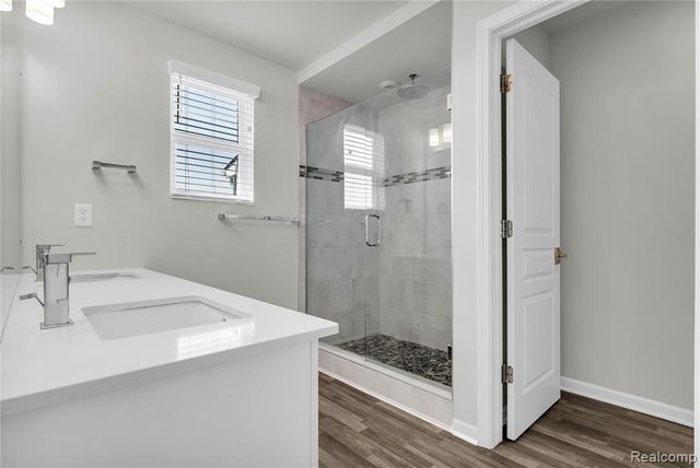 313 Strawberry Drive, Rochester, MI 48307