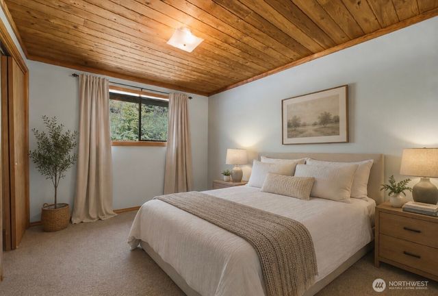 312 Antonie Avenue N, Eatonville, WA 98328