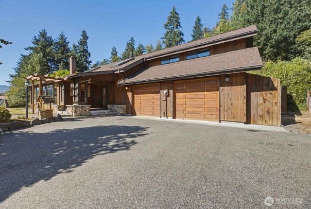 312 Antonie Avenue N, Eatonville, WA 98328