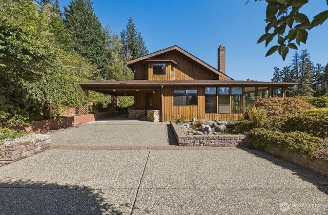312 Antonie Avenue N, Eatonville, WA 98328