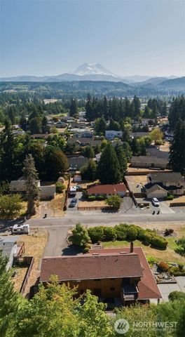 312 Antonie Avenue N, Eatonville, WA 98328