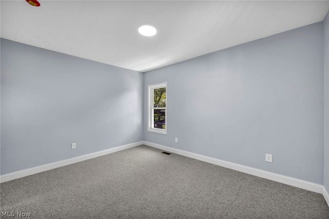 2172 West Boulevard, Cleveland, OH 44102