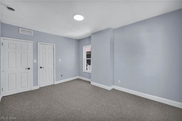 2172 West Boulevard, Cleveland, OH 44102