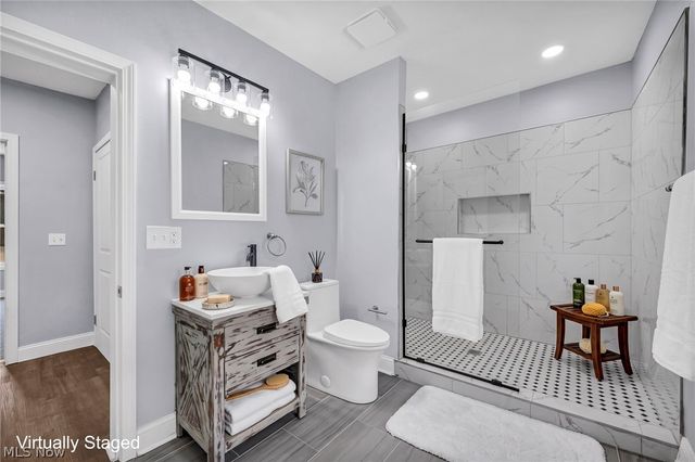 2172 West Boulevard, Cleveland, OH 44102