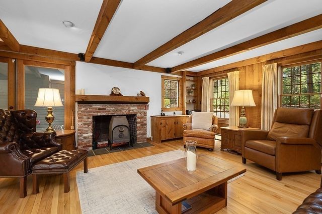 1 Stop River Rd, Norfolk, MA 02056