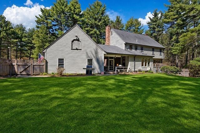 1 Stop River Rd, Norfolk, MA 02056