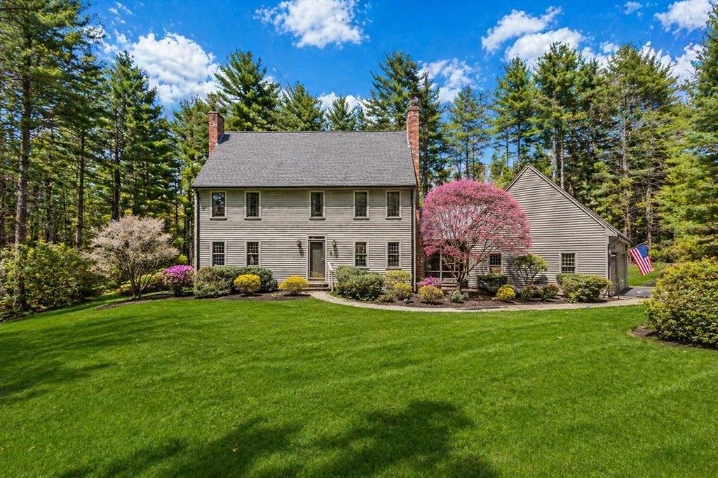 1 Stop River Rd, Norfolk, MA 02056