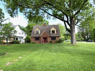 1881 Sherwood DRIVE SW, Beloit, WI 53511
