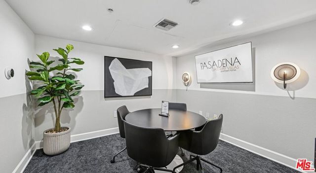 290 N Hudson Avenue 109W, Pasadena, CA 91101