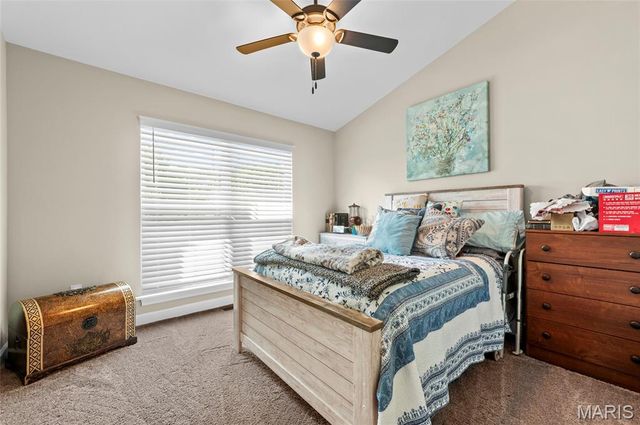 31 Ellington Drive, Troy, IL 62294