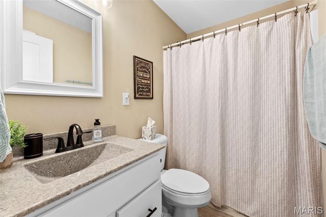 31 Ellington Drive, Troy, IL 62294