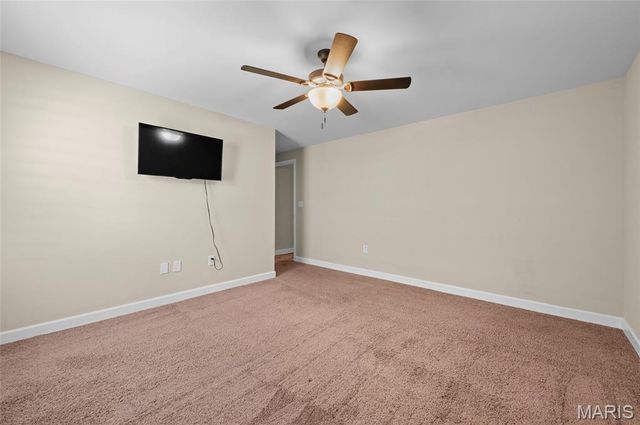 31 Ellington Drive, Troy, IL 62294