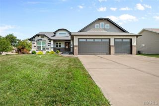 31 Ellington Drive, Troy, IL 62294