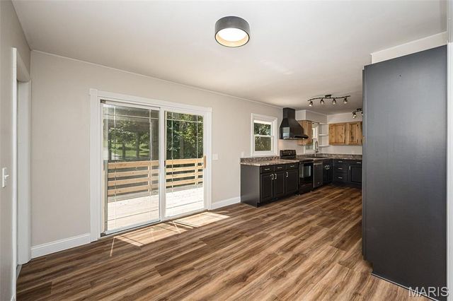 5935 Lafayette Drive, Weldon Spring, MO 63304