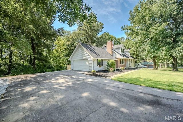5935 Lafayette Drive, Weldon Spring, MO 63304