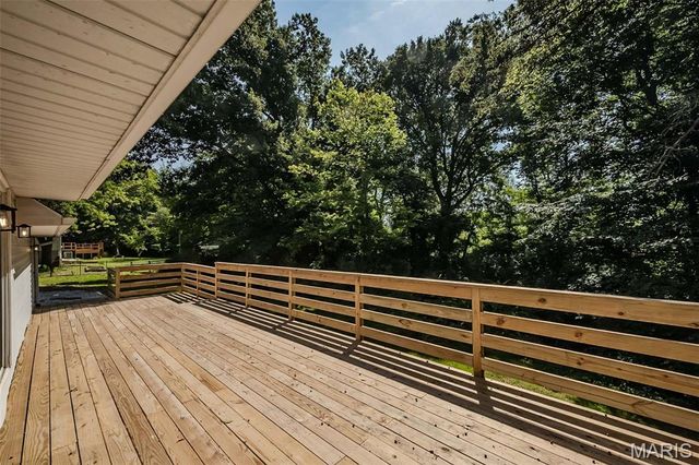 5935 Lafayette Drive, Weldon Spring, MO 63304