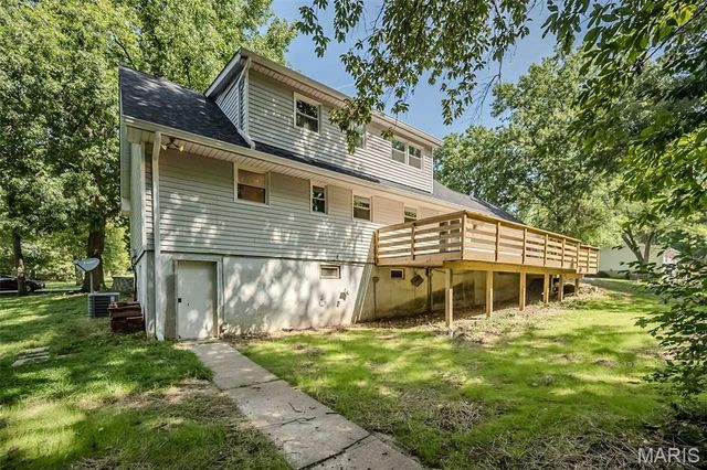 5935 Lafayette Drive, Weldon Spring, MO 63304