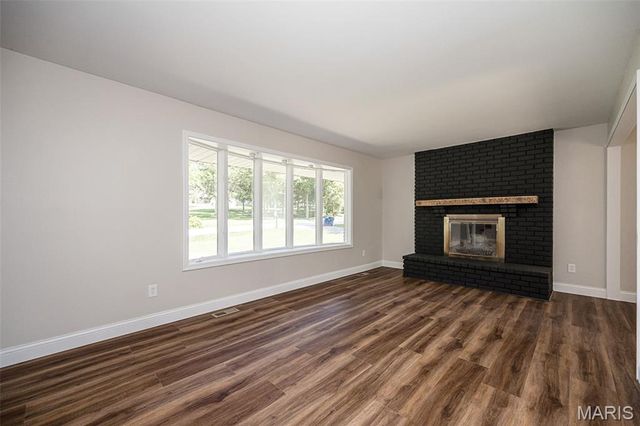 5935 Lafayette Drive, Weldon Spring, MO 63304