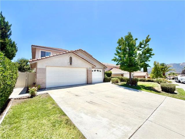 31579 Via San Carlos, Temecula, CA 92592