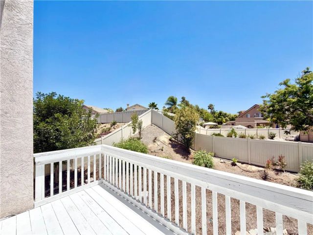 31579 Via San Carlos, Temecula, CA 92592