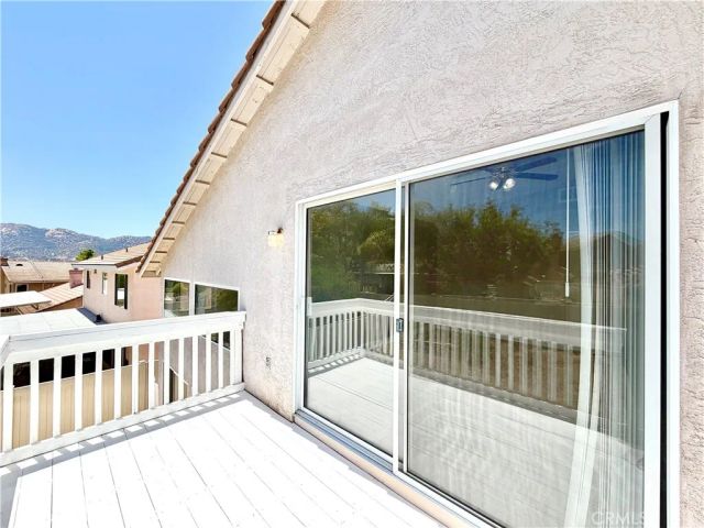 31579 Via San Carlos, Temecula, CA 92592
