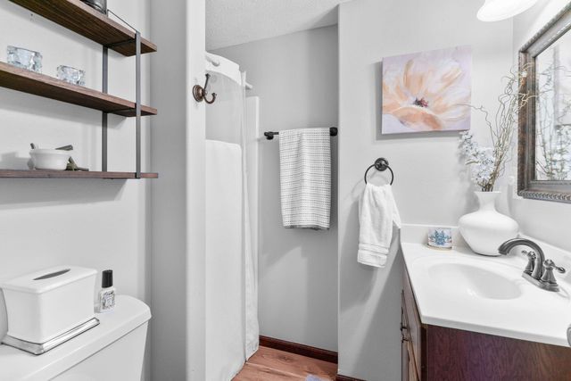 8895 W Farm Road 134, Springfield, MO 65802