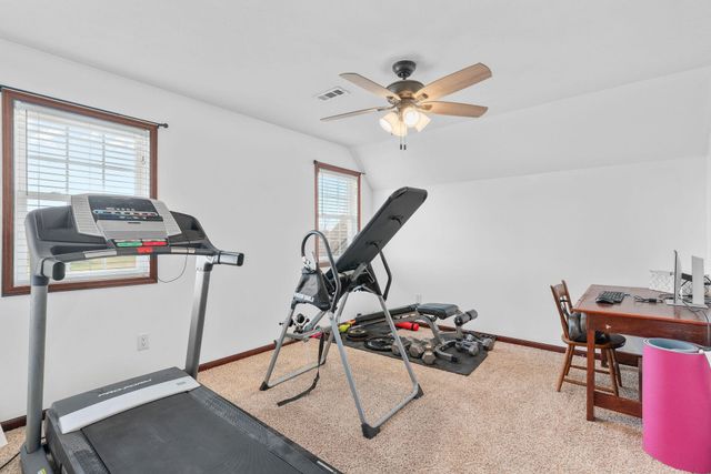 8895 W Farm Road 134, Springfield, MO 65802