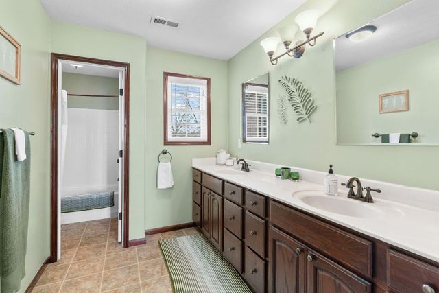 8895 W Farm Road 134, Springfield, MO 65802