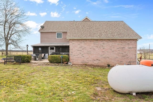 8895 W Farm Road 134, Springfield, MO 65802