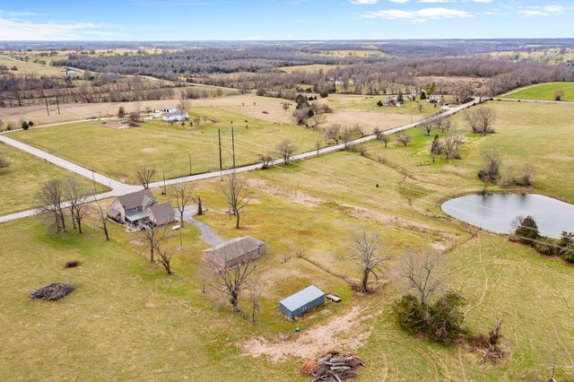 8895 W Farm Road 134, Springfield, MO 65802