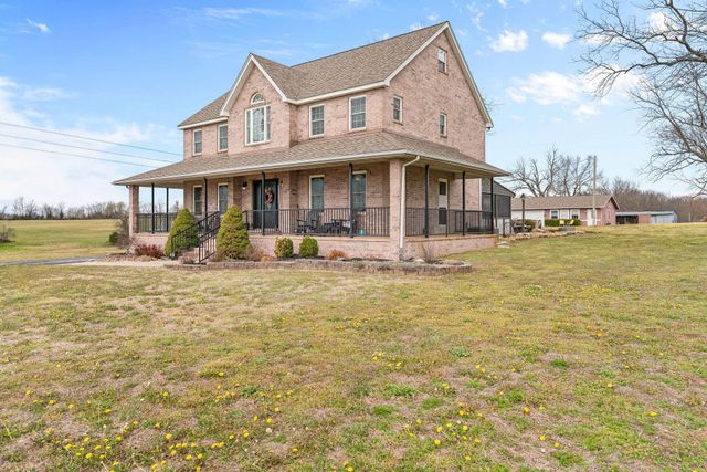8895 W Farm Road 134, Springfield, MO 65802