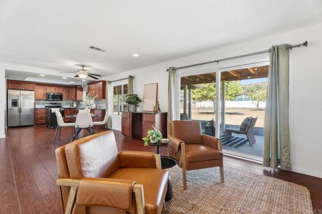 23914 Couna Way, Ramona, CA 92065