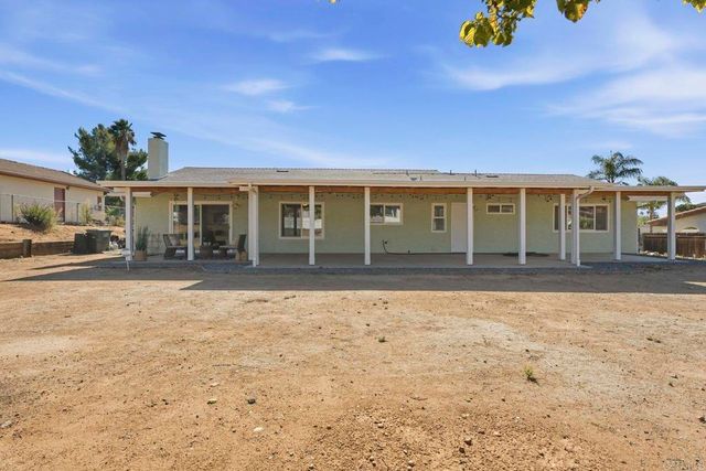 23914 Couna Way, Ramona, CA 92065