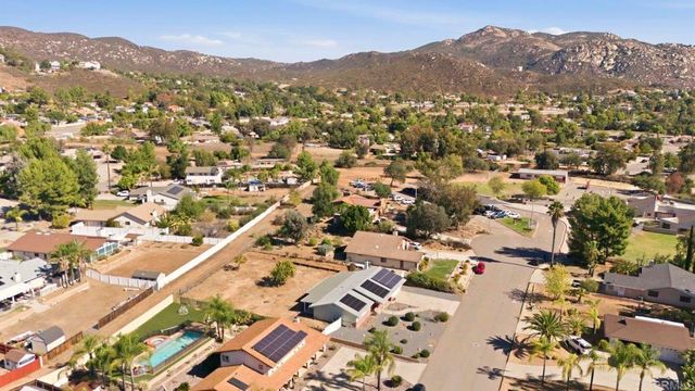 23914 Couna Way, Ramona, CA 92065