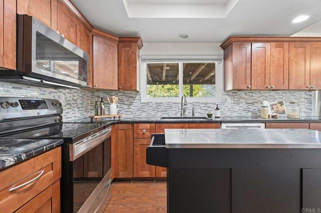 23914 Couna Way, Ramona, CA 92065