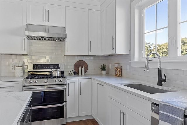 58 Conifer Circle 24, Shrewsbury, MA 01545