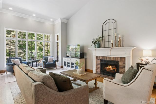 146 S Rogers Street, Northville, MI 48167