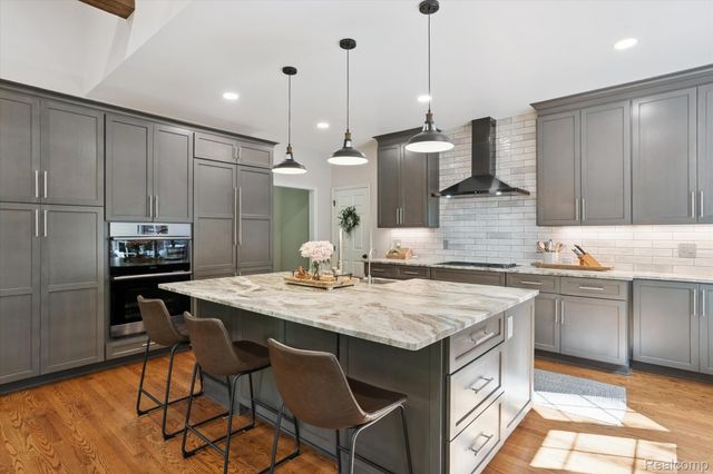 146 S Rogers Street, Northville, MI 48167