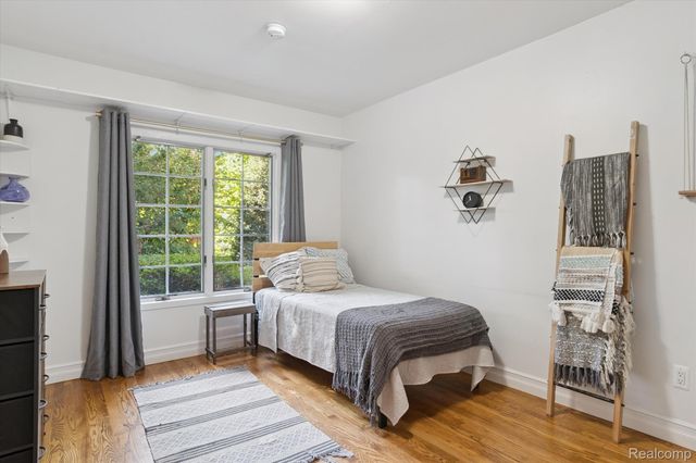 146 S Rogers Street, Northville, MI 48167