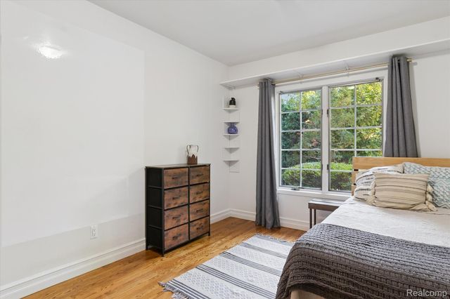 146 S Rogers Street, Northville, MI 48167