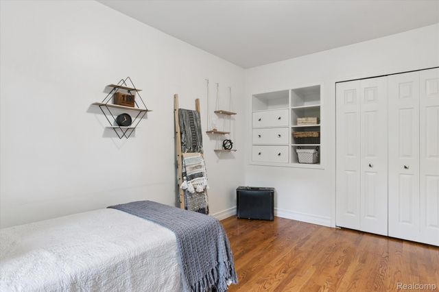 146 S Rogers Street, Northville, MI 48167