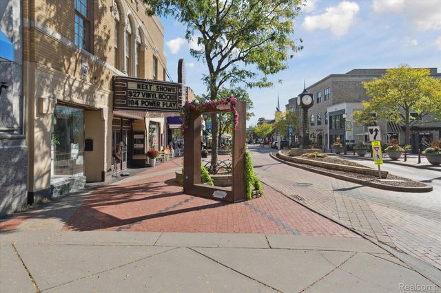 146 S Rogers Street, Northville, MI 48167